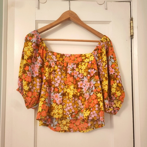 billabong top - Picture 1 of 4